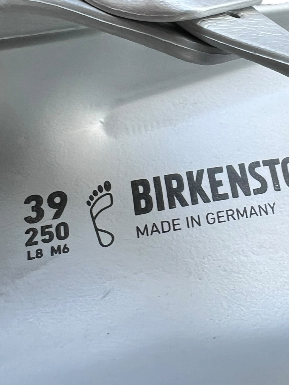 Birkenstock - Gizeh Essentials EVA Flip Flop Sandals White Size 39 - Picture 6 of 6
